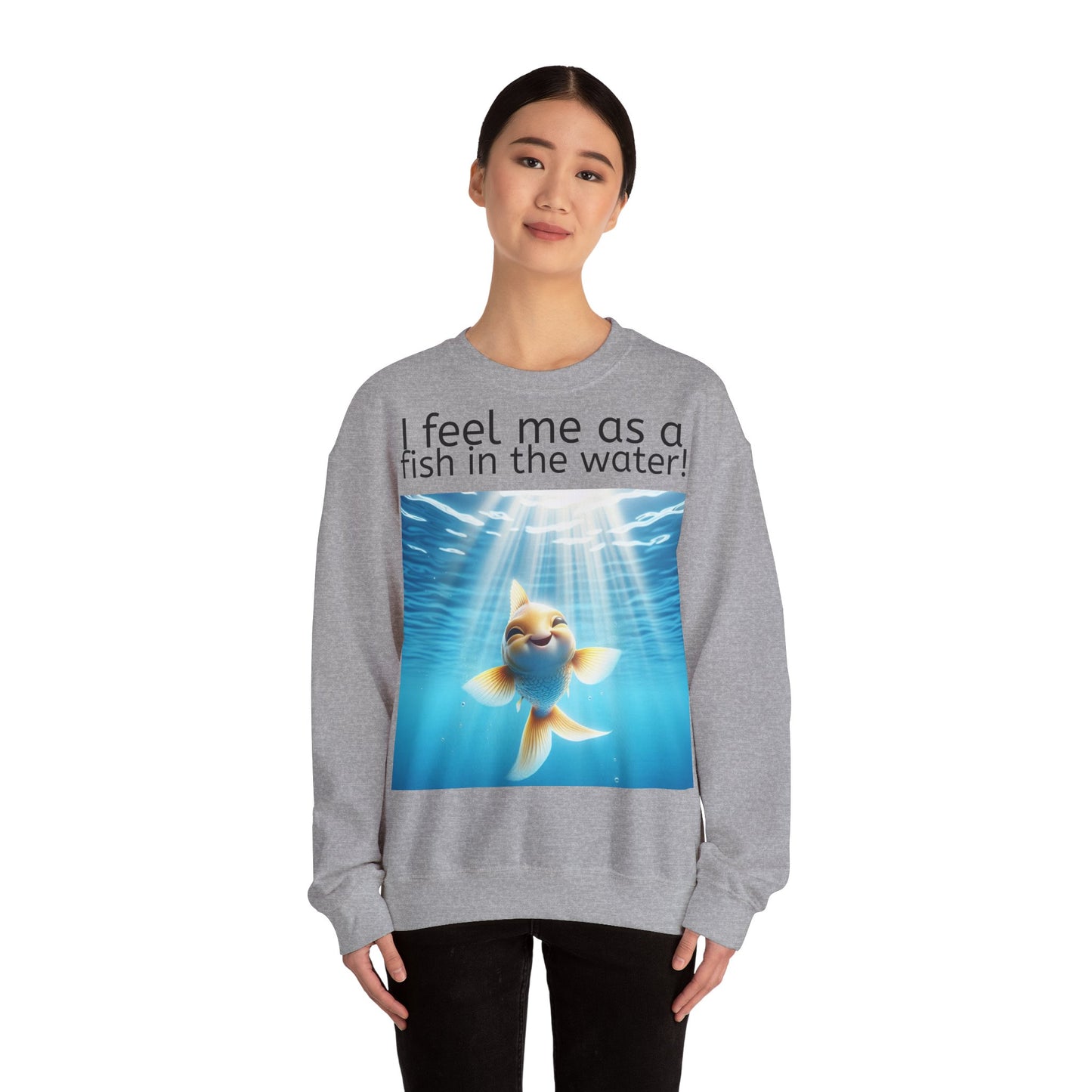 Grappige Unisex Sweatshirt Trui - Fish in the water - Pun Funny Dutch Sweatshirt Language Gift Idea Leuk Vis Water Cadeau Idee